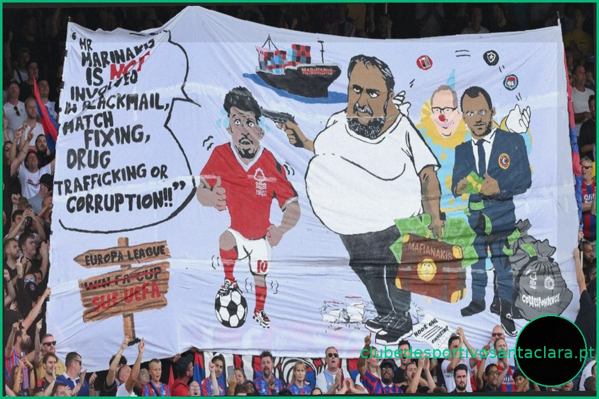 Proprietário do Nottingham Forest, Evangelos Marinakis, processa o Crystal Palace por banner com arma