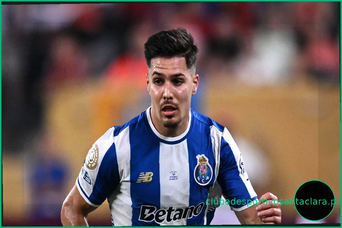 Fiorentina mira lateral Moura do Porto