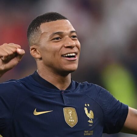 Cartão Vermelho para Mbappé: Pode Ficar de Fora do ‘El Clásico’ da Taça do Rei?