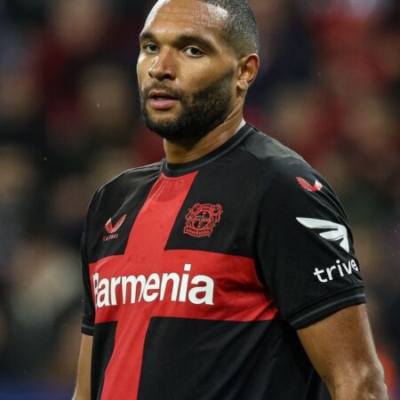 Alvo do Barcelona, Jonathan Tah assina pelo Bayern Munique
