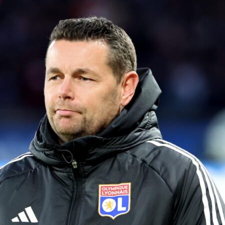 Pierre Sage Lidera Corrida para Treinador do RC Lens