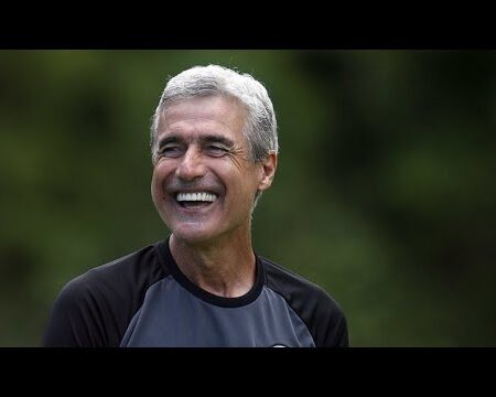 Luís Castro (Dunkerque) perto de acordo com o Nantes