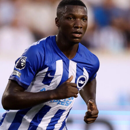 Vingança de Caicedo: Liverpool pode “roubar” alvo do Chelsea considerado “melhor extremo esquerdo de Inglaterra”