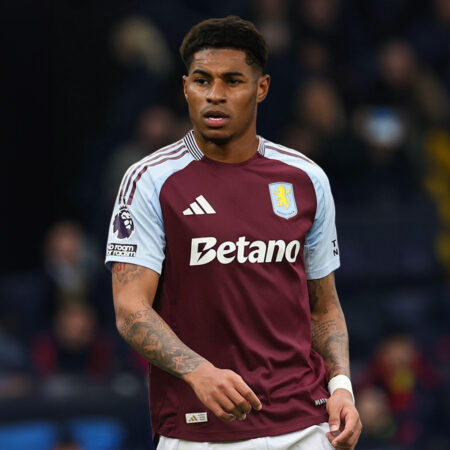 Aston Villa avança para contratar estrela de £12k/semana que pode jogar em quatro posições