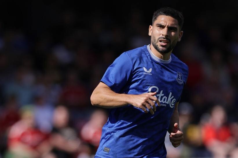 Preview Lens interessado em Neal Maupay do Marselha