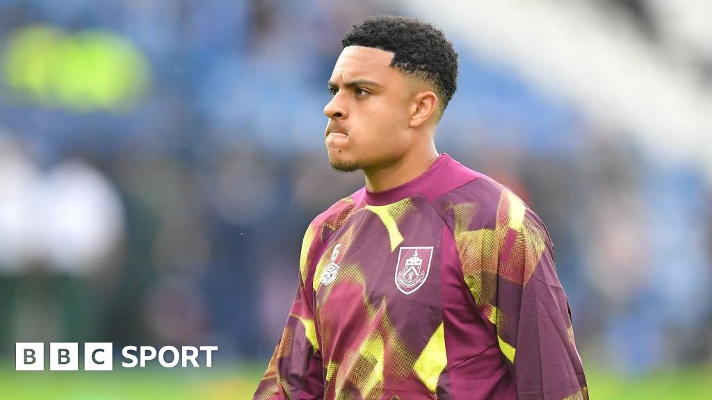 Preview CJ Egan-Riley Confirma Saída do Burnley Rumo ao Marselha