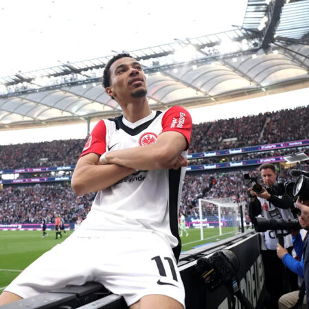 United Busca Estrela: Contactos por Hugo Ekitike, ‘Novo Mbappé’