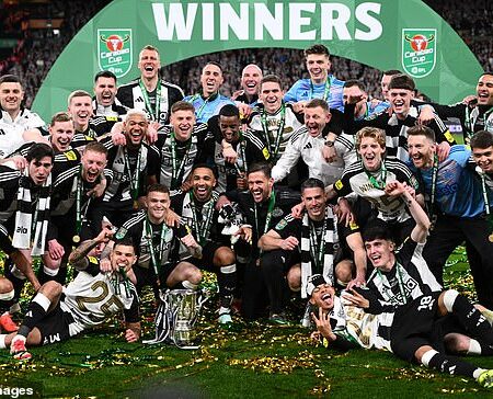 Newcastle e PIF em contacto para contratar vencedor da Liga dos Campeões de £300 mil por semana