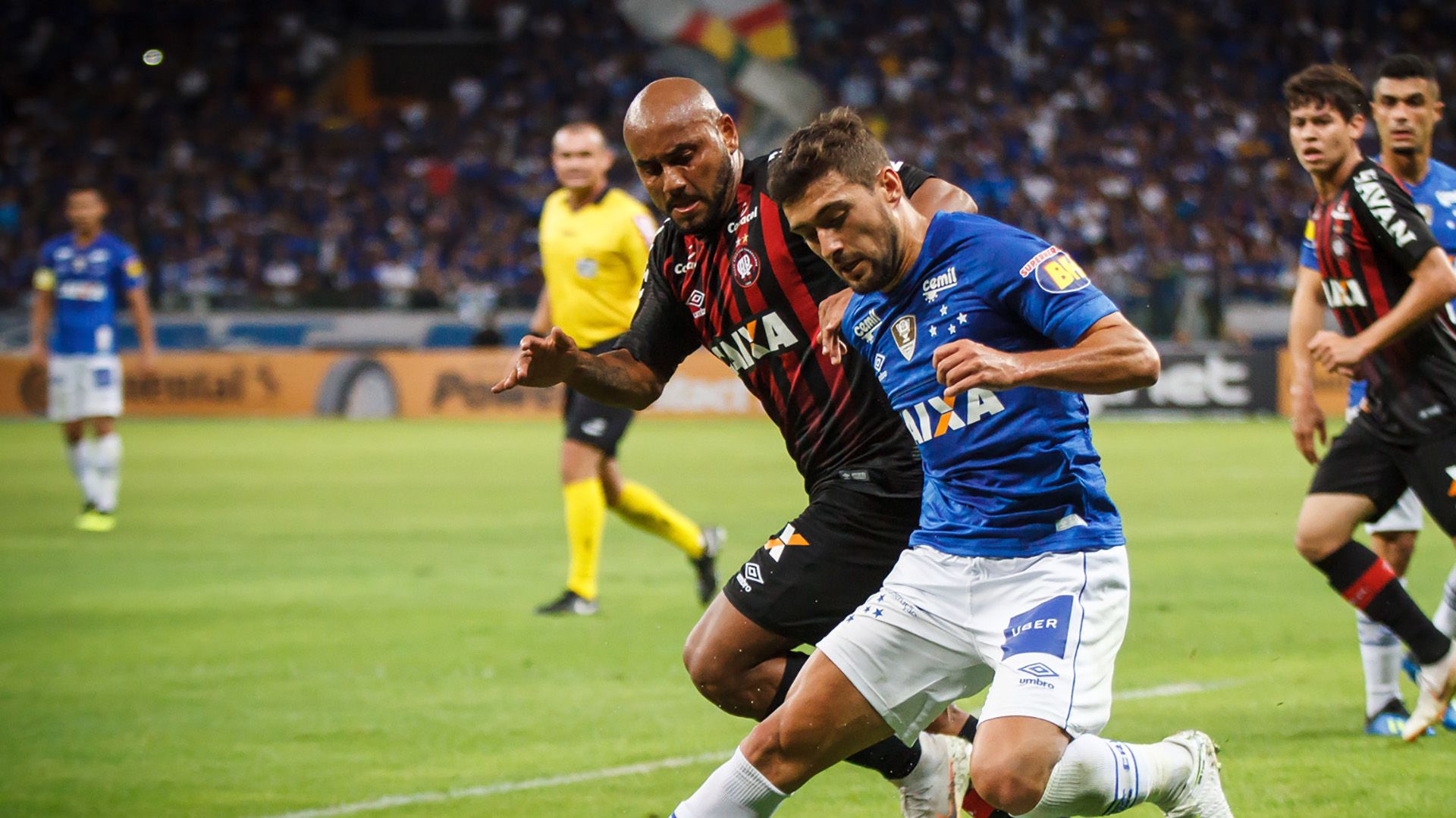 Preview Delegação do Porto é recebida com protestos após eliminação na Copa do Mundo de Clubes
