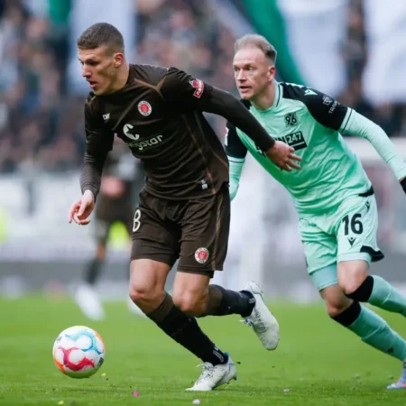Jakov Medić troca Ajax por Norwich