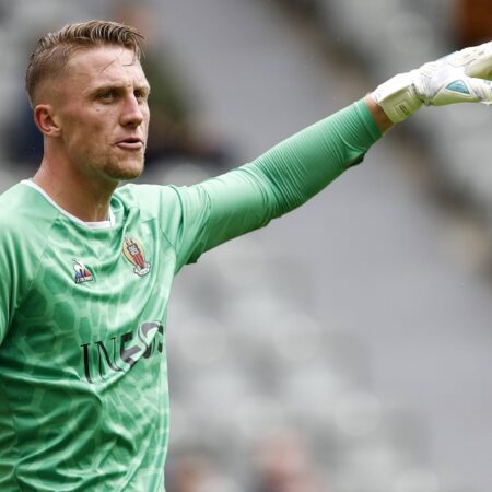 Acordo Fechado: Marcin Bulka Ruma Ao Neom SC