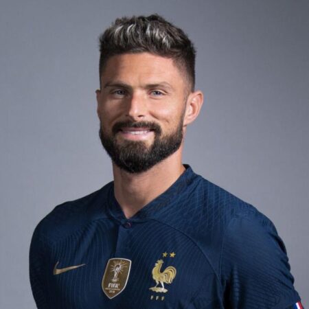 Olivier Giroud Entusiasmado com o Regresso a França para Representar o Lille