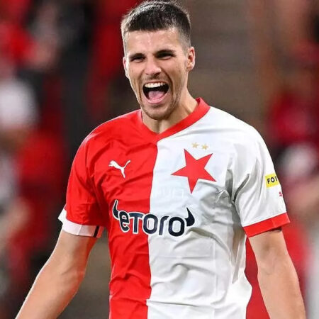 Benfica revela termos do empréstimo de Jurásek com potencial de 10 milhões