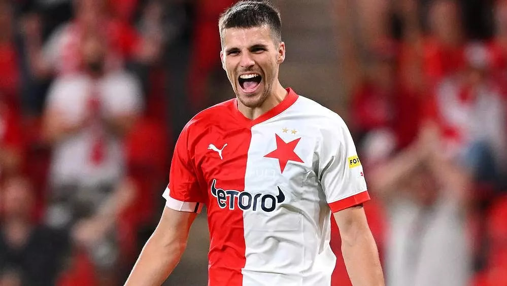 Preview Benfica revela termos do empréstimo de Jurásek com potencial de 10 milhões