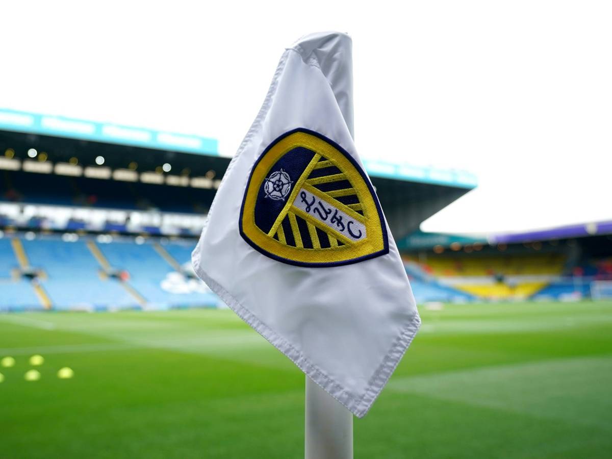 Preview Leeds United Reforça Defesa com Caci e Bornauw