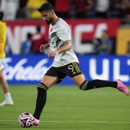 Olivier Giroud de Regresso à Ligue 1: Assina Pelo Lille vindo do Los Angeles FC