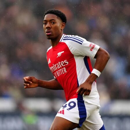 Jogador em negociações para juntar-se a campeão da liga após decidir sair do Arsenal