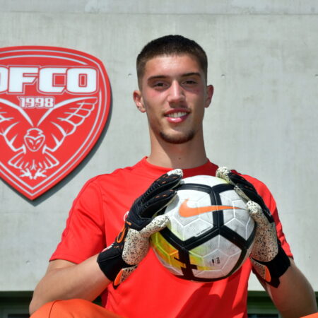 RC Lens Garante Contratação do Guarda-Redes Robin Risser