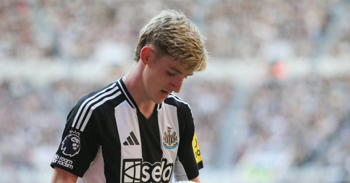 Preview Anthony Gordon: O ‘Pesadelo’ de Howe Vale Mais Que Elanga