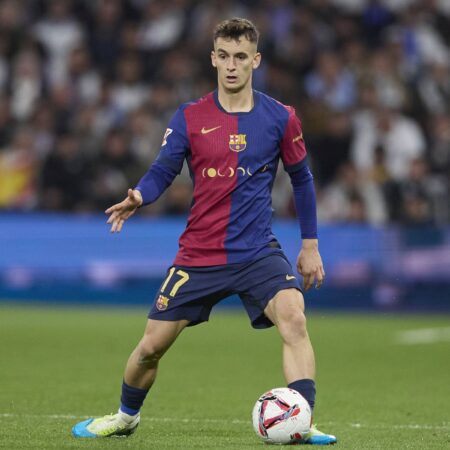 Liverpool Apresenta Proposta por Marc Casado do Barcelona