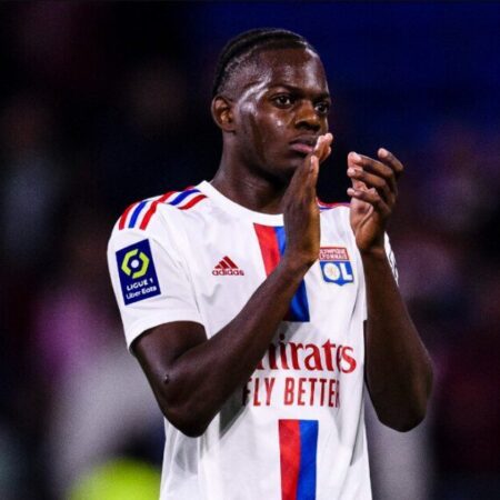 Liverpool na Corrida por Castello Lukeba, Zagueiro de £77M e “Perfil Incomum”