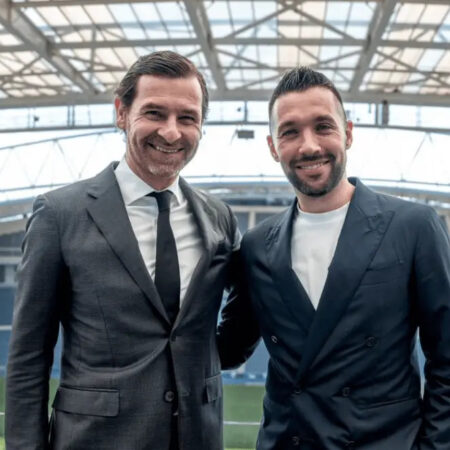 FC Porto oficializa chegada de Francesco Farioli