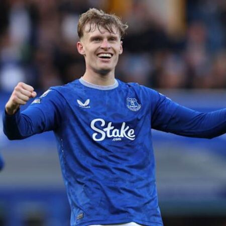 Everton Pronto para Oferecer Mais de £5M para Contratar Nova Estrela com o Mesmo Agente que McNeil