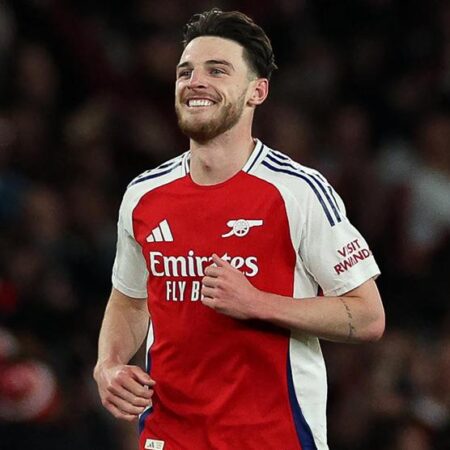 O ‘Declan Rice’ do Everton: Friedkin aborda estrela brasileira de 60 milhões de libras