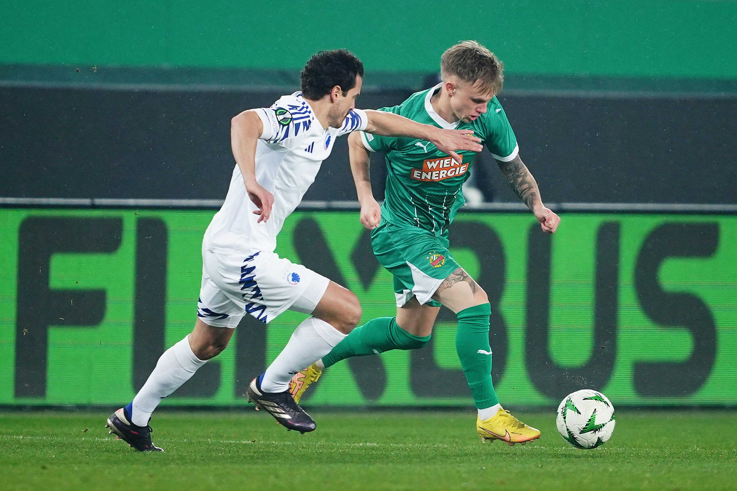 Preview OGC Nice Contrata Isak Jansson do Rapid Wien