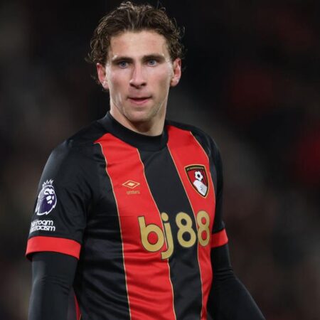 Transferência de Illia Zabarnyi para o PSG Estagnada, Negociações em Impasse