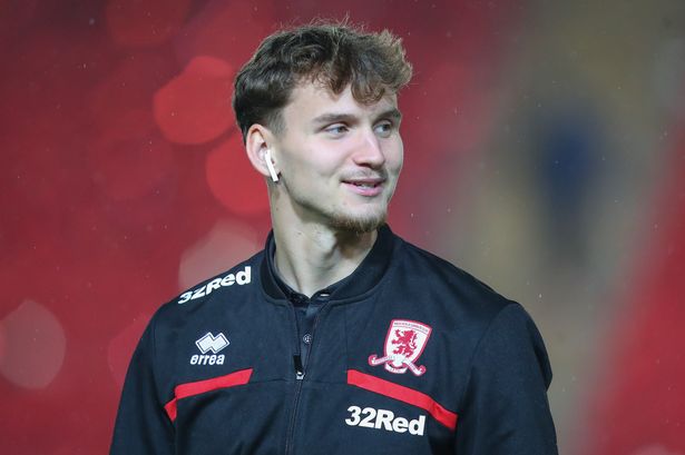 Preview Clubes Alemães e Ingleses na Corrida por Rav van den Berg