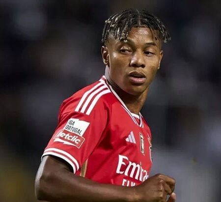 Benfica assegura Rafael Obrador com cláusula milionária