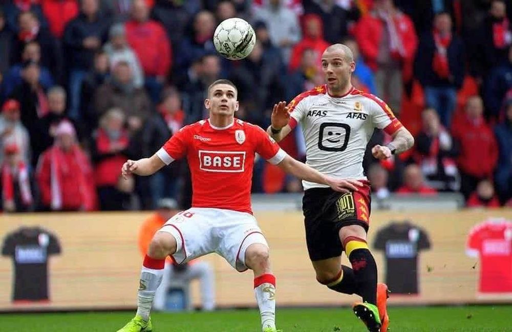 Preview Lille Persegue Contratação de Nathan Ngoy do Standard Liège