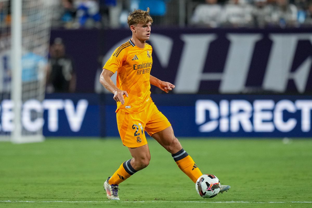 Preview É oficial: Obrador é reforço do Benfica