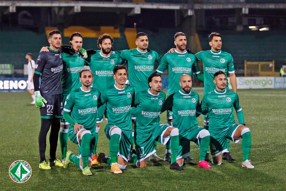 Preview Avellino Contrata Gyabuaa Por Empréstimo