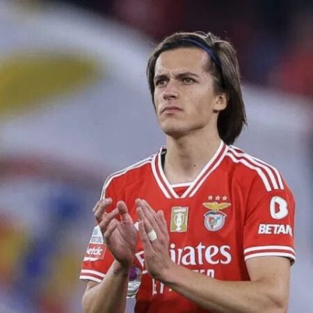 Adeus Benfica: Álvaro Carreras emocionado na despedida