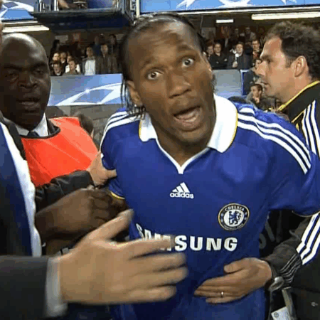 Chelsea Prepara Limpeza Brutal: Jogador de Salário Elevado em Conversações para Sair