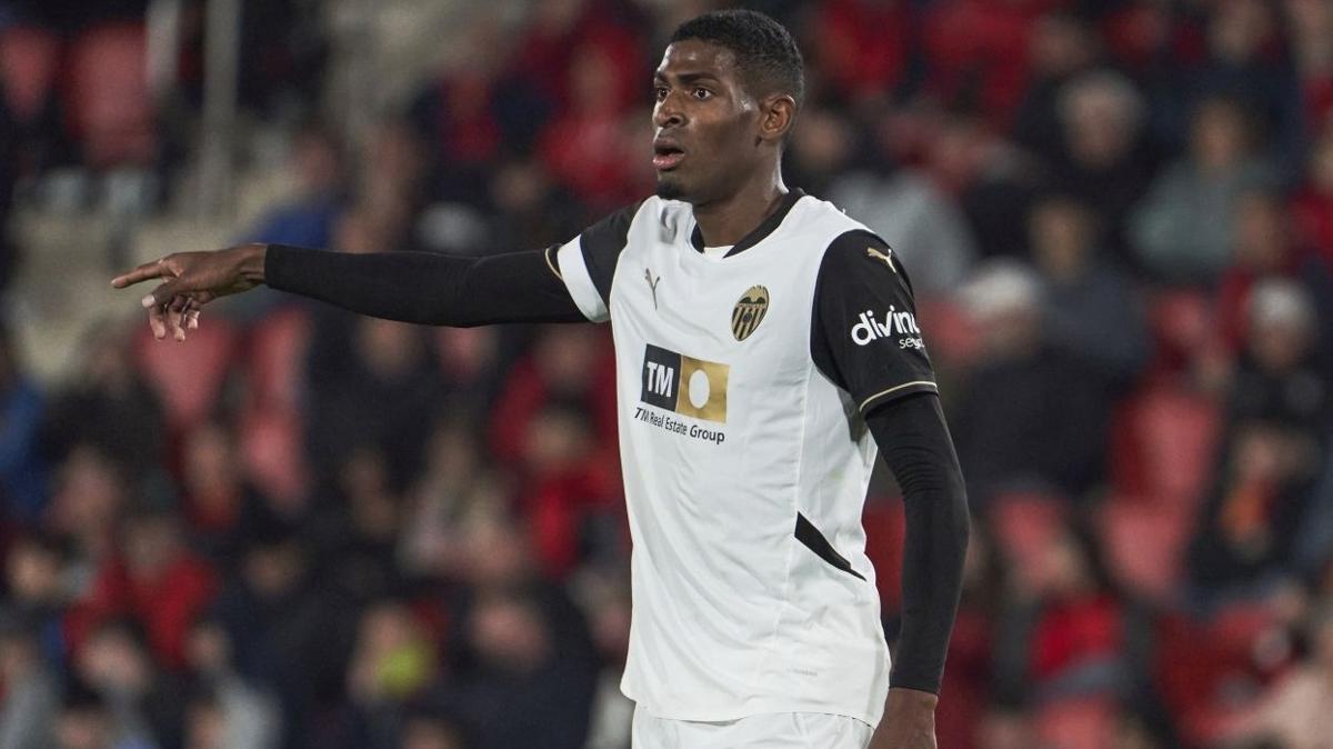 Preview Cristhian Mosquera Chega a Londres para Exames Médicos no Arsenal