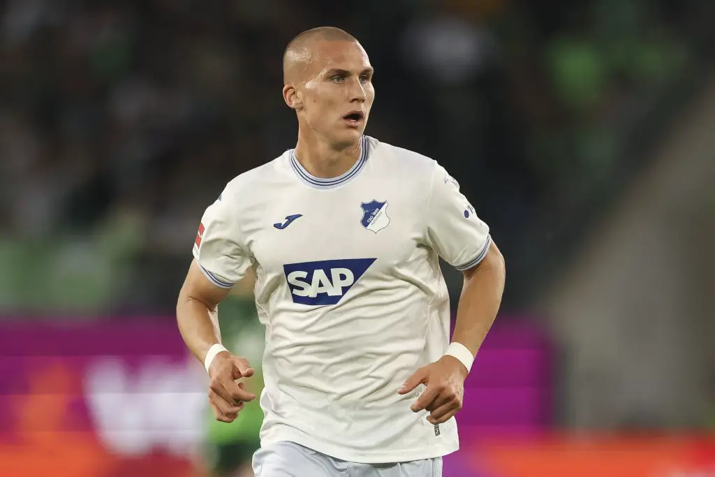 Preview Hoffenheim Avança para Contratação Permanente de Leo Østigård do Rennes