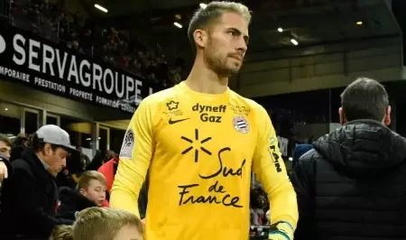 Fulham Prepara Contratação de Benjamin Lecomte do Montpellier