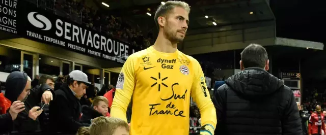 Preview Fulham Prepara Contratação de Benjamin Lecomte do Montpellier