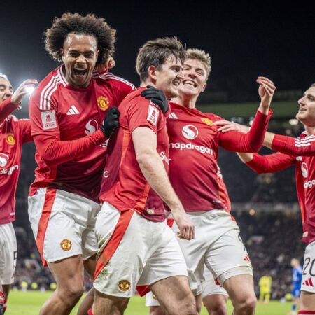 Manchester United Avalia Contratação Surpresa de Campeão Mundial por £40M