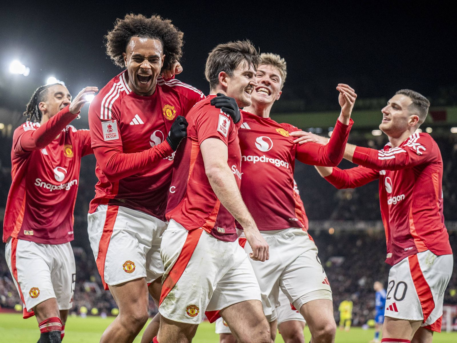 Preview Manchester United Avalia Contratação Surpresa de Campeão Mundial por £40M