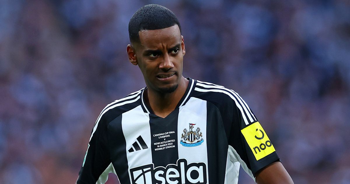 Preview Newcastle Procura Sucessor para Isak: Lois Openda na Mira do PIF