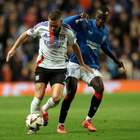 Oficial: Jordan Veretout Troca Lyon pelo Al-Arabi
