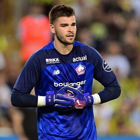 PSG Otimista na Contratação de Lucas Chevalier: Detalhes da Negociação com o Lille