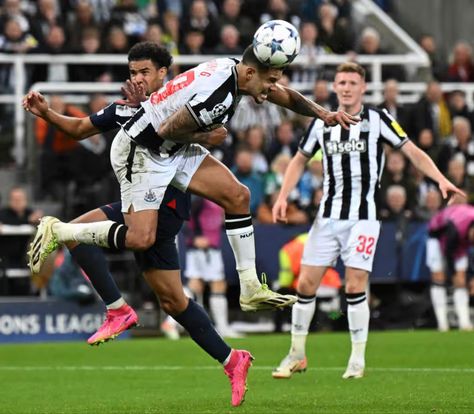 Preview Aberto à Mudança: Avançado da Premier League Pondera Juntar-se ao Newcastle Após Recusas