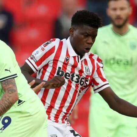 PSV Perto de Contratar Sol Sidibé do Stoke City Após Retirada do Lille