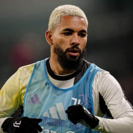 Everton Avança na Busca por uma Alternativa “Soberba” a Douglas Luiz para o Meio-Campo