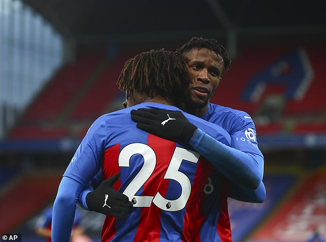 Preview Crystal Palace pode contratar dupla de £77 milhões numa jogada “sensacional” para substituir Eze